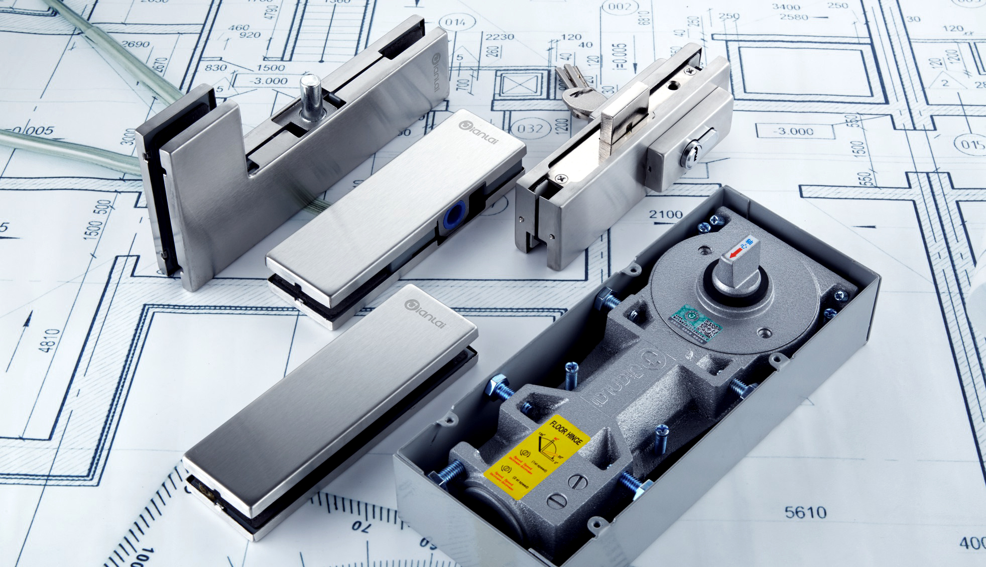 Integrasi Vertikal dalam Perangkat Keras Kaca: Bagaimana Lini In-House Jianlai Memastikan Kompatibilitas yang Sempurna